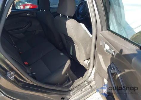 2017 Ford Focus Sel z USA, uszkodzony, nr VIN 1FADP3M25HL331456